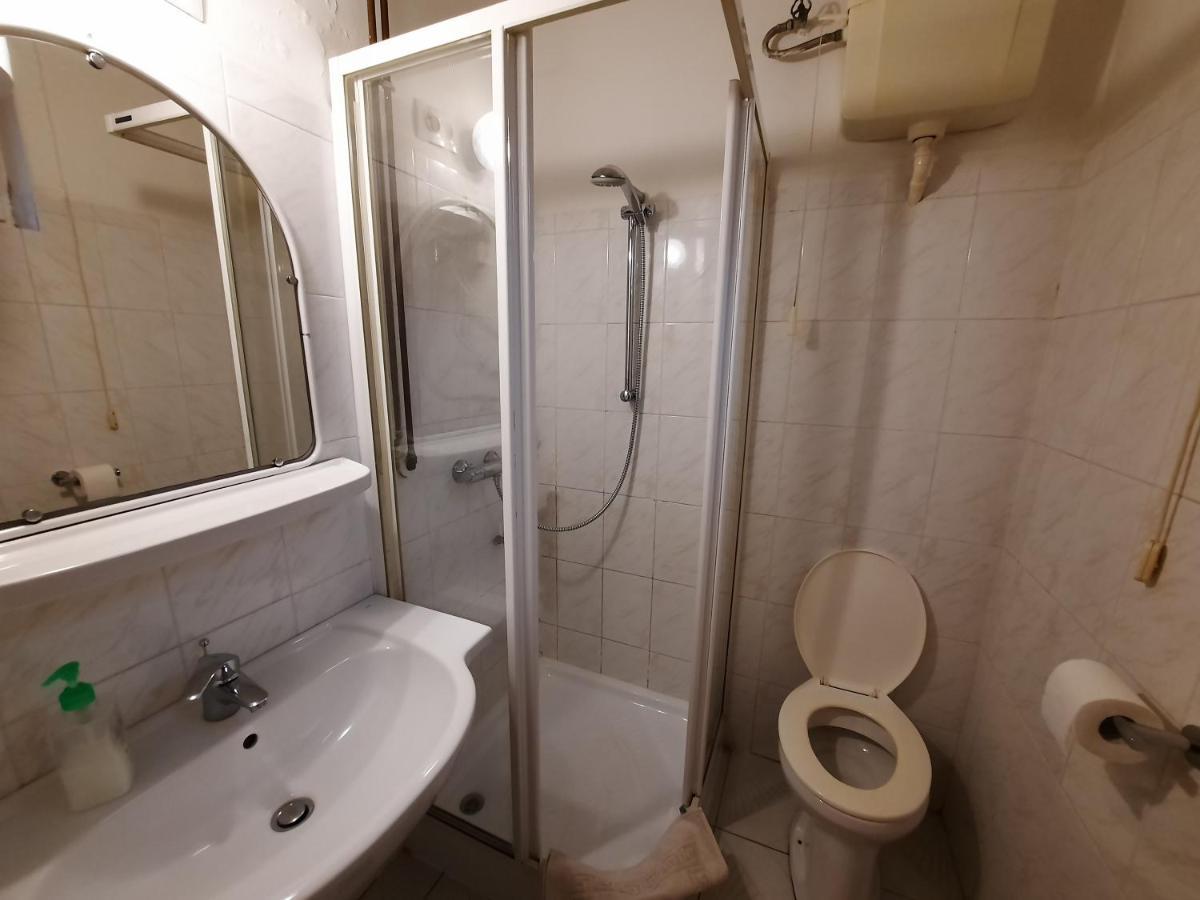 Glória apartman Gyula Exterior foto