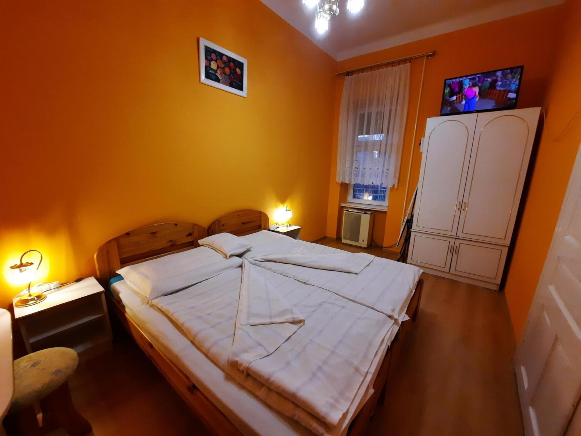 Glória apartman Gyula Exterior foto